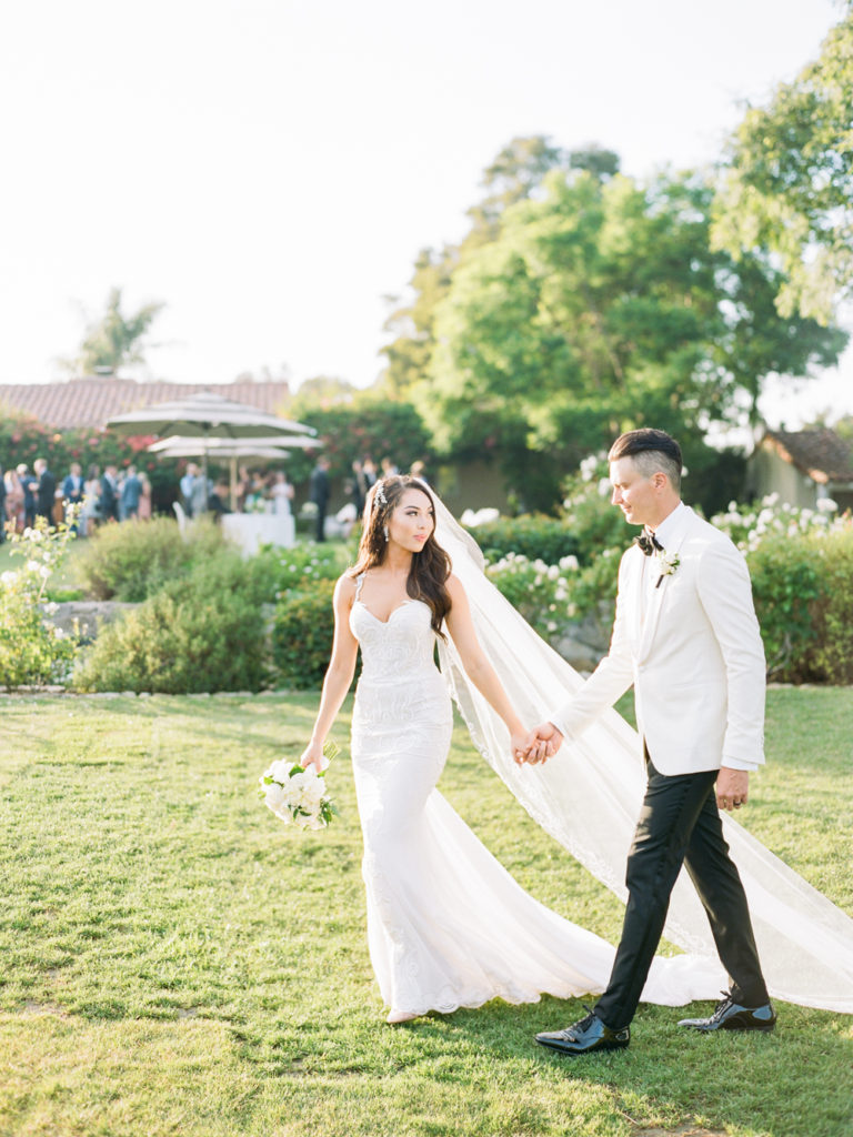 Sarah & Ryan – Featured on Style Me Pretty